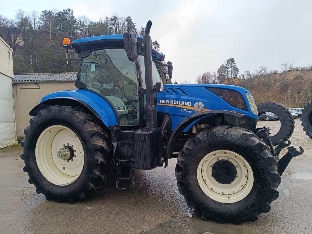 Traktor des Typs New Holland T7245 sw, Gebrauchtmaschine in Chauvoncourt (Bild 8)