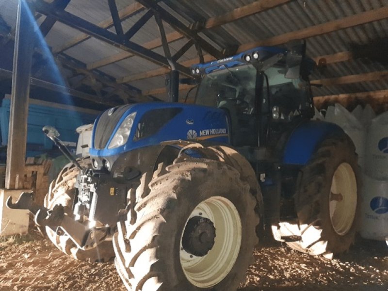 Traktor van het type New Holland T7.245, Gebrauchtmaschine in PITHIVIERS Cedex (Foto 1)