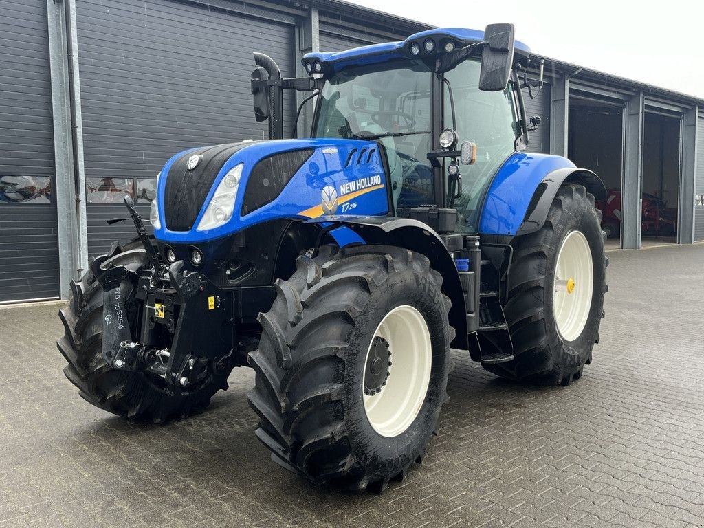 Traktor типа New Holland T7.245, Gebrauchtmaschine в Hapert (Фотография 1)