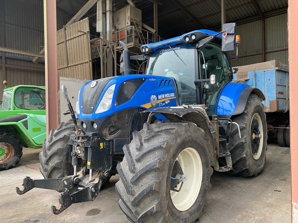 Traktor des Typs New Holland T7.245, Gebrauchtmaschine in GUERET (Bild 2)