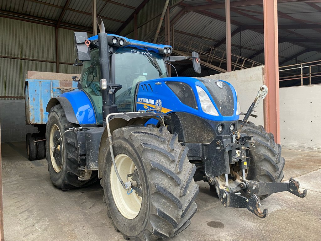 Traktor Türe ait New Holland T7.245, Gebrauchtmaschine içinde GUERET (resim 1)