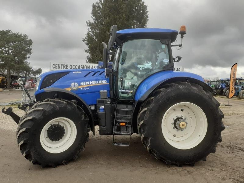 Traktor typu New Holland T7.245AC, Gebrauchtmaschine w BRAY en Val (Zdjęcie 8)