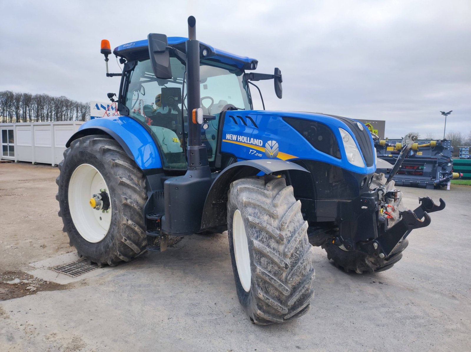 Traktor Türe ait New Holland T7.245PCSWII, Gebrauchtmaschine içinde Le Horps (resim 1)