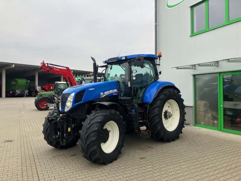 Traktor des Typs New Holland T7.250 Auto Command, Gebrauchtmaschine in Petersberg (Bild 1)