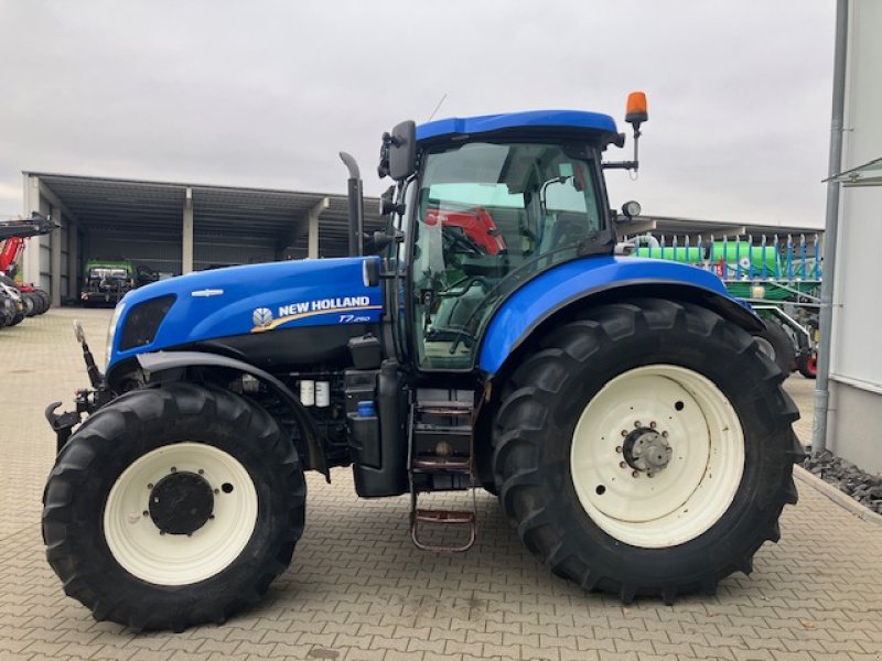 Traktor del tipo New Holland T7.250 Auto Command, Gebrauchtmaschine en Petersberg (Imagen 2)