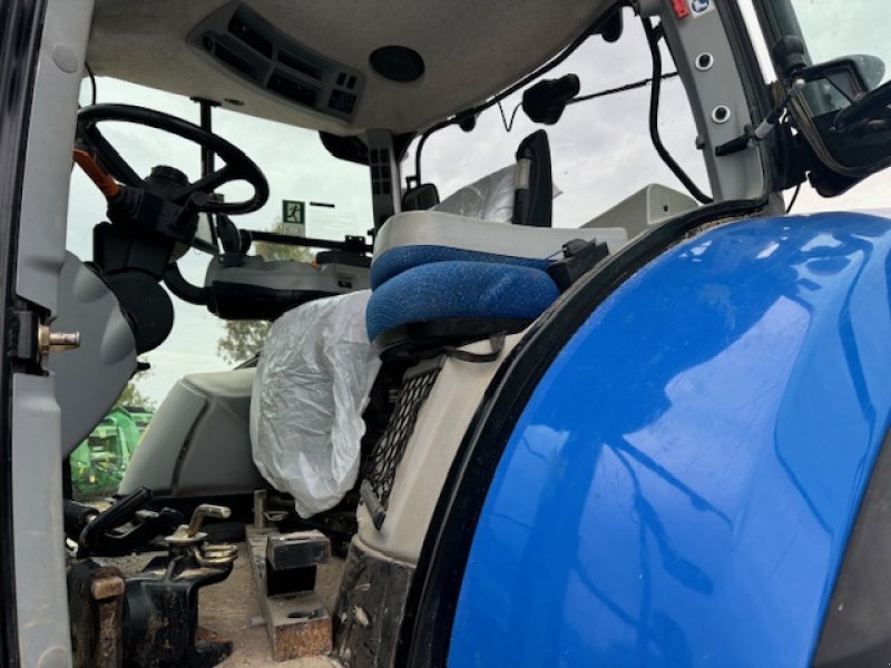 Traktor του τύπου New Holland T7.250, Gebrauchtmaschine σε CHAUMESNIL (Φωτογραφία 10)