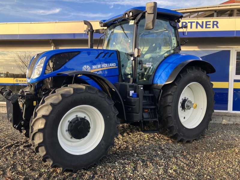 Traktor of the type New Holland T7.260 CLASSIC, Gebrauchtmaschine in Middelfart (Picture 1)