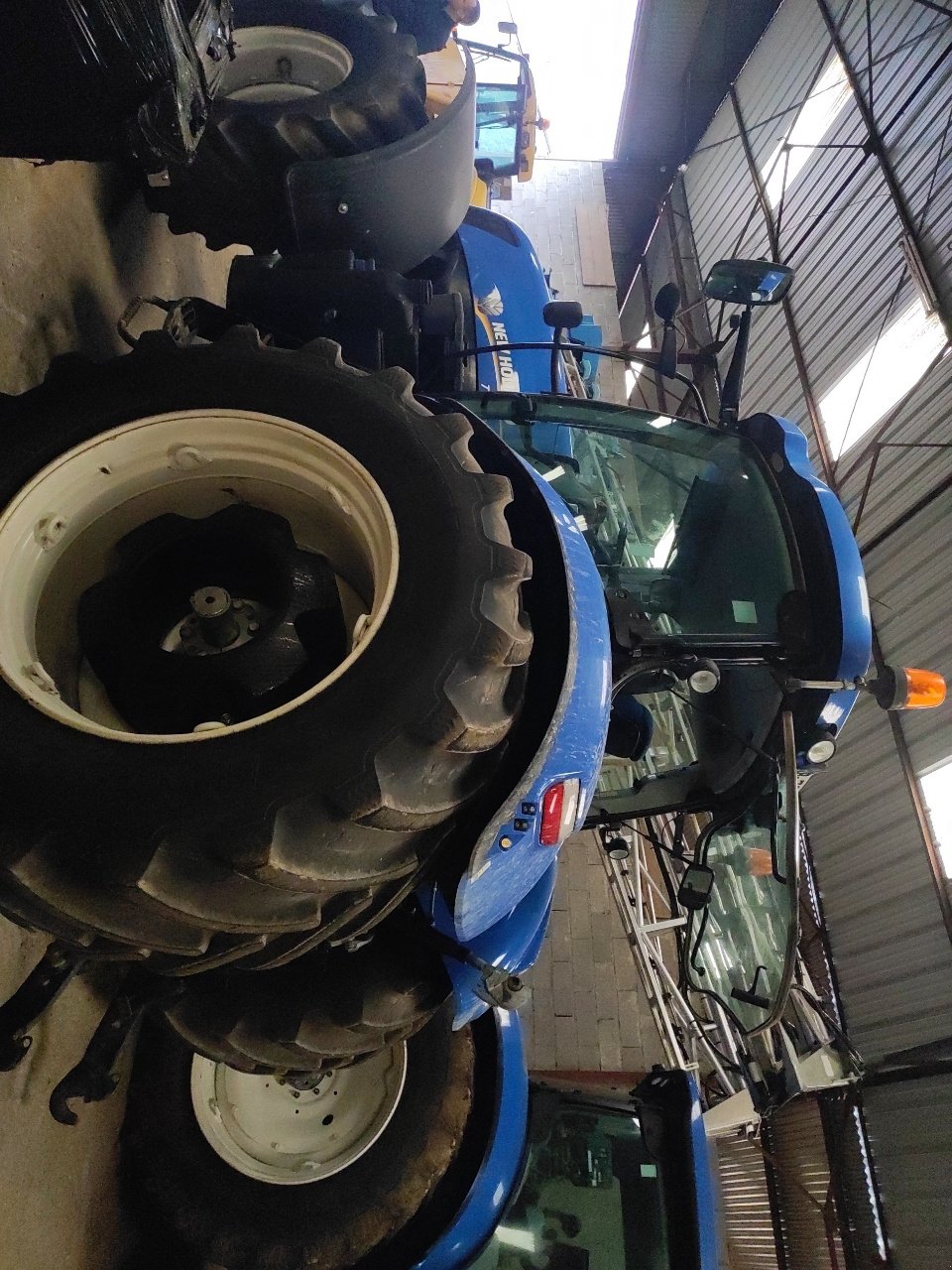 Traktor of the type New Holland T7.260 PC SW, Gebrauchtmaschine in Chauvoncourt (Picture 2)