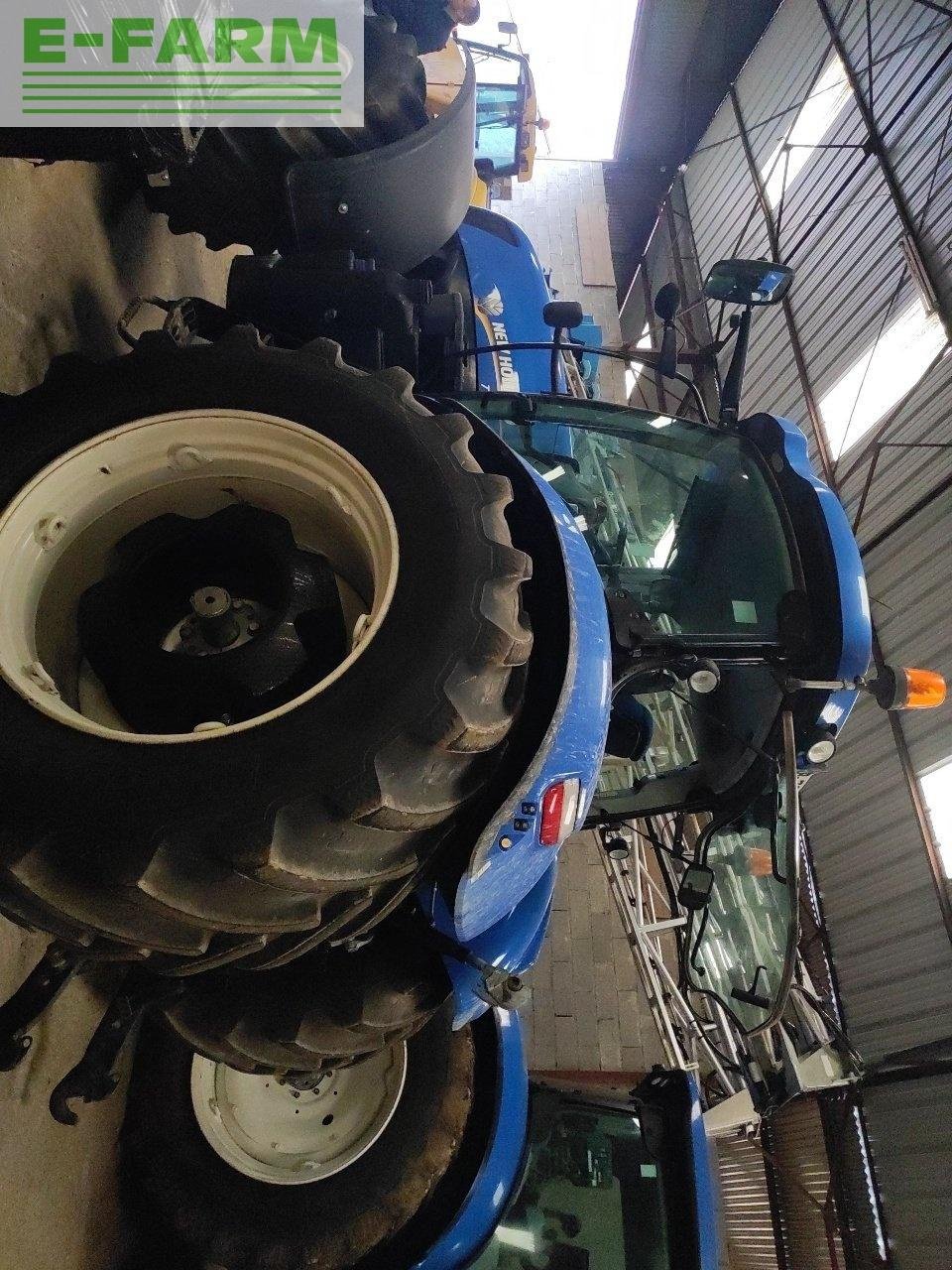 Traktor des Typs New Holland t7.260 pc sw, Gebrauchtmaschine in CHAUVONCOURT (Bild 2)