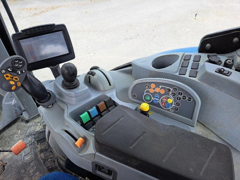 Traktor del tipo New Holland T7.260, Gebrauchtmaschine en VOUZIERS (Imagen 7)