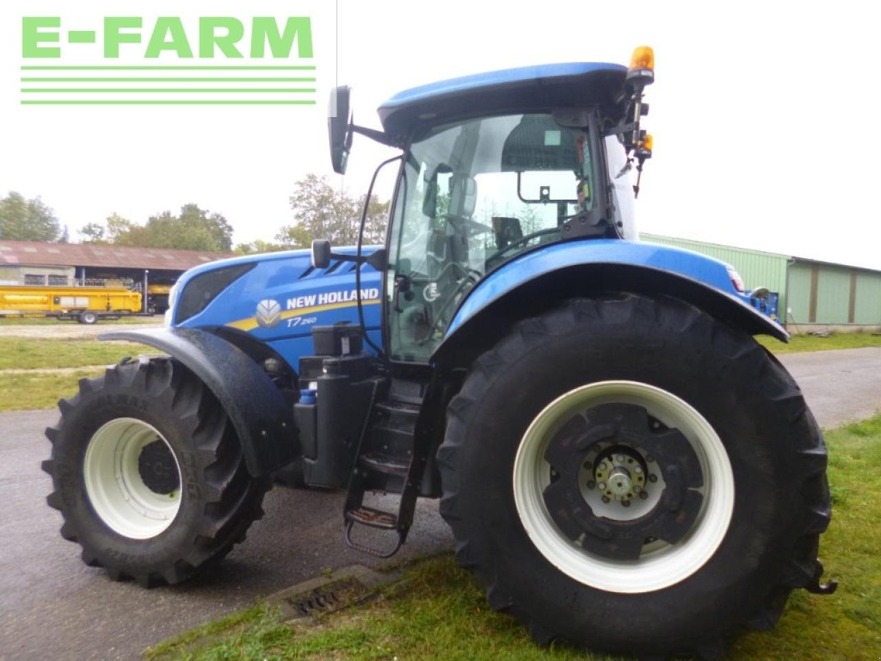 Traktor del tipo New Holland t7.260, Gebrauchtmaschine en CHAUVONCOURT (Imagen 4)