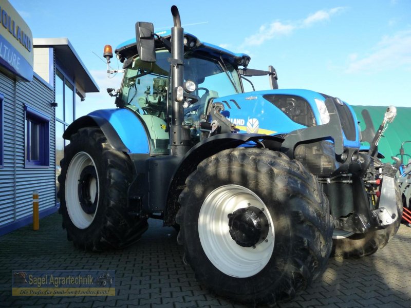Traktor типа New Holland T7.270 AC F-Lader, Gebrauchtmaschine в Rhaunen (Фотография 1)
