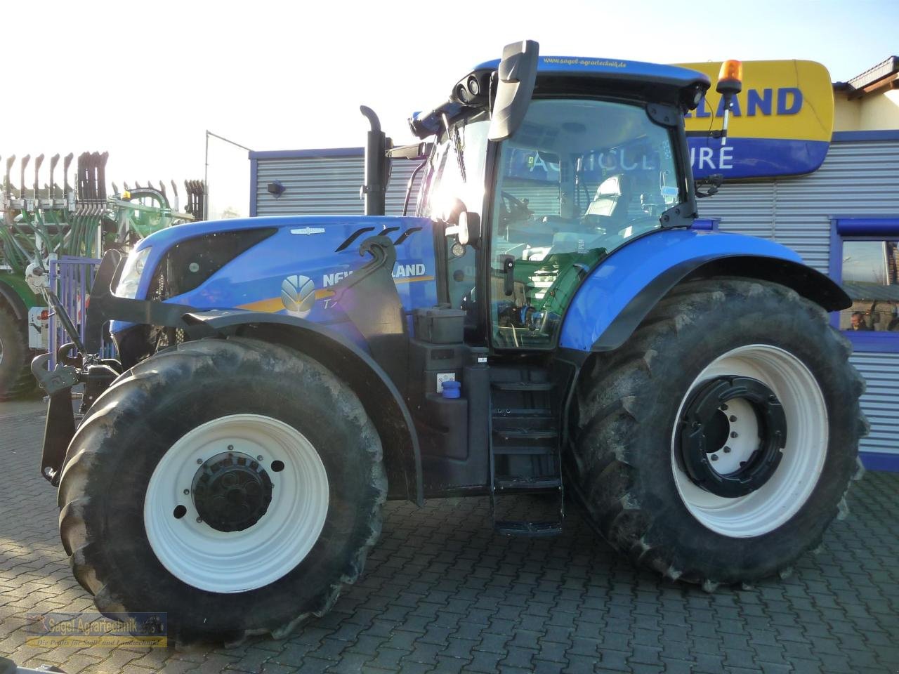 Traktor tip New Holland T7.270 AC F-Lader, Gebrauchtmaschine in Rhaunen (Poză 2)