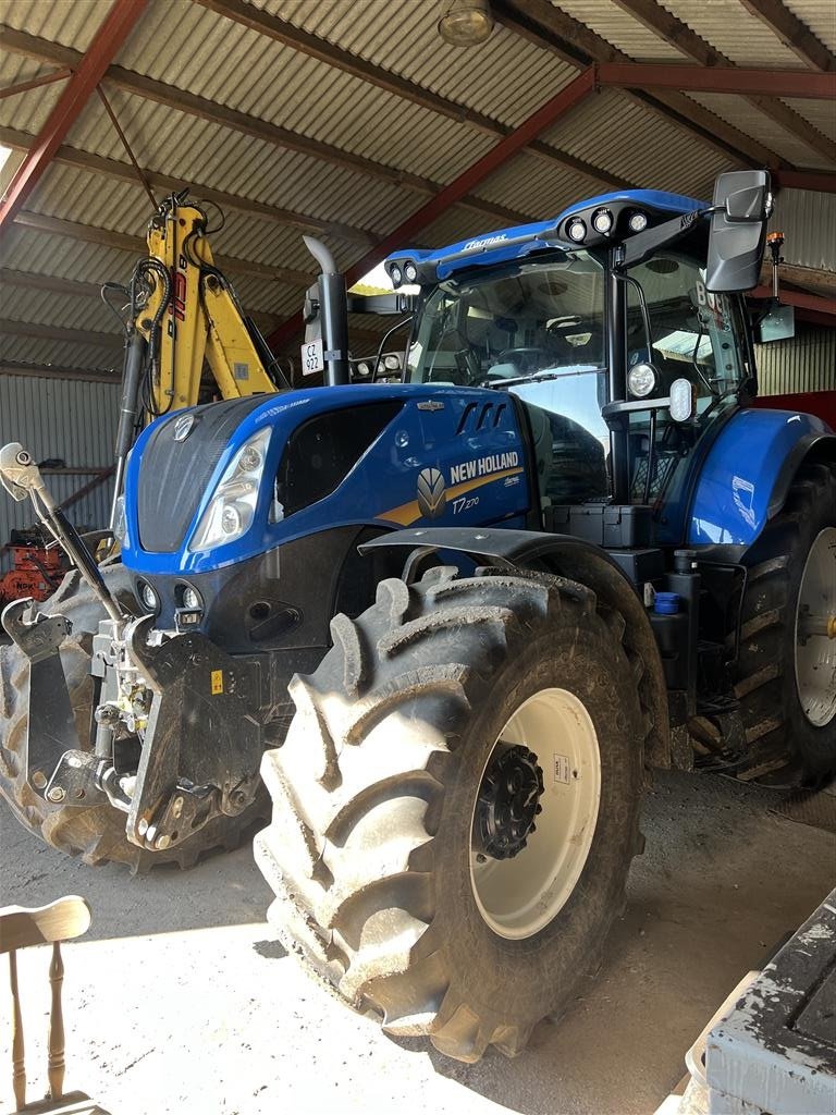 Traktor of the type New Holland T7.270 AC frontlift + PTO, Gebrauchtmaschine in Brønderslev (Picture 1)