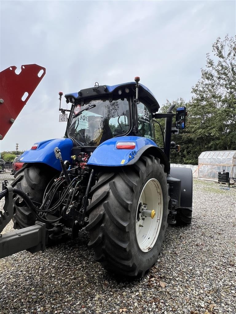 Traktor du type New Holland T7.270 AC frontlift + PTO, Gebrauchtmaschine en Brønderslev (Photo 6)