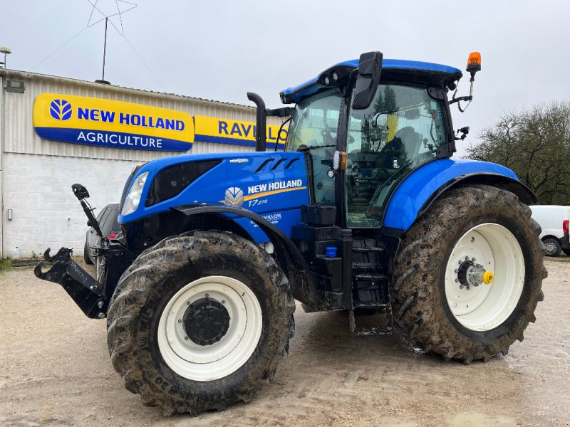 Traktor of the type New Holland T7.270 AC GPS, Gebrauchtmaschine in VERT TOULON (Picture 1)