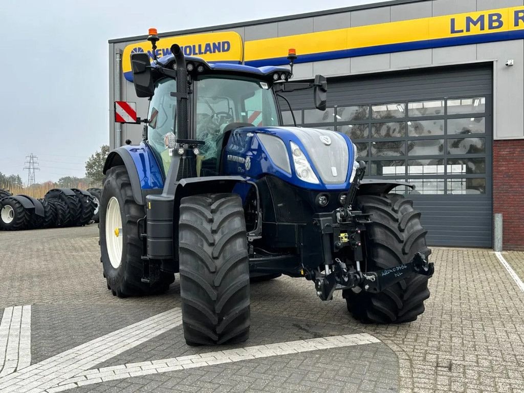 Traktor of the type New Holland T7.270 AC Next Gen, Gebrauchtmaschine in BENNEKOM (Picture 2)