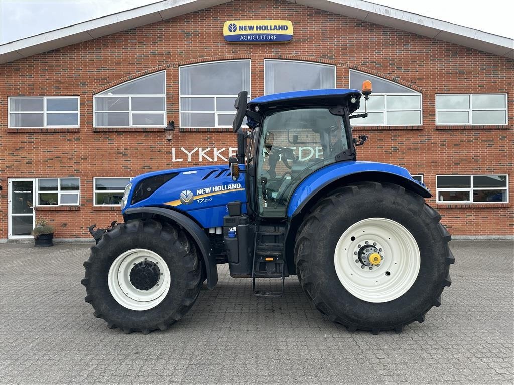 Traktor of the type New Holland T7.270 AC, Gebrauchtmaschine in Gjerlev J. (Picture 1)