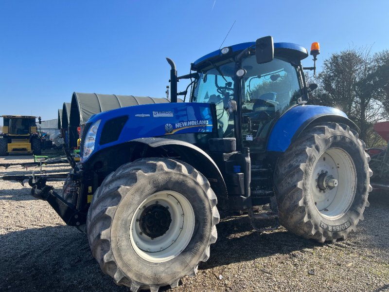 Traktor от тип New Holland T7.270 AUTOCOMMAND, Gebrauchtmaschine в VERT TOULON (Снимка 1)