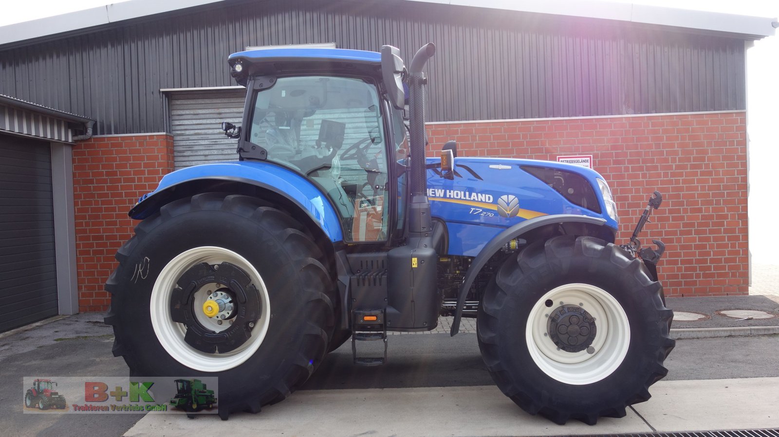 Traktor tipa New Holland T7.270 AutoCommand, Gebrauchtmaschine u Kettenkamp (Slika 4)