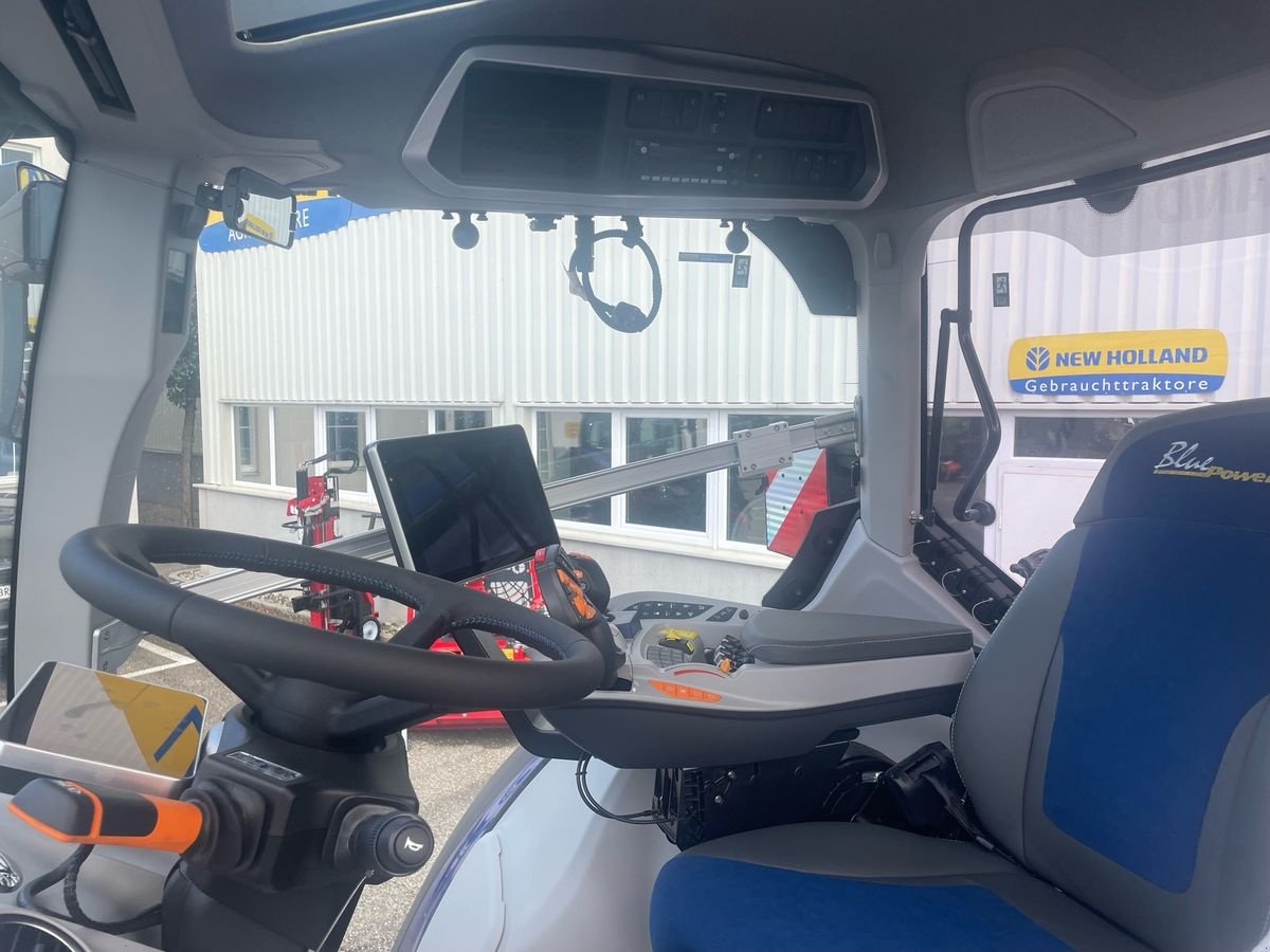 Traktor tipa New Holland T7.270 PLM Auto Command, Gebrauchtmaschine u Burgkirchen (Slika 9)