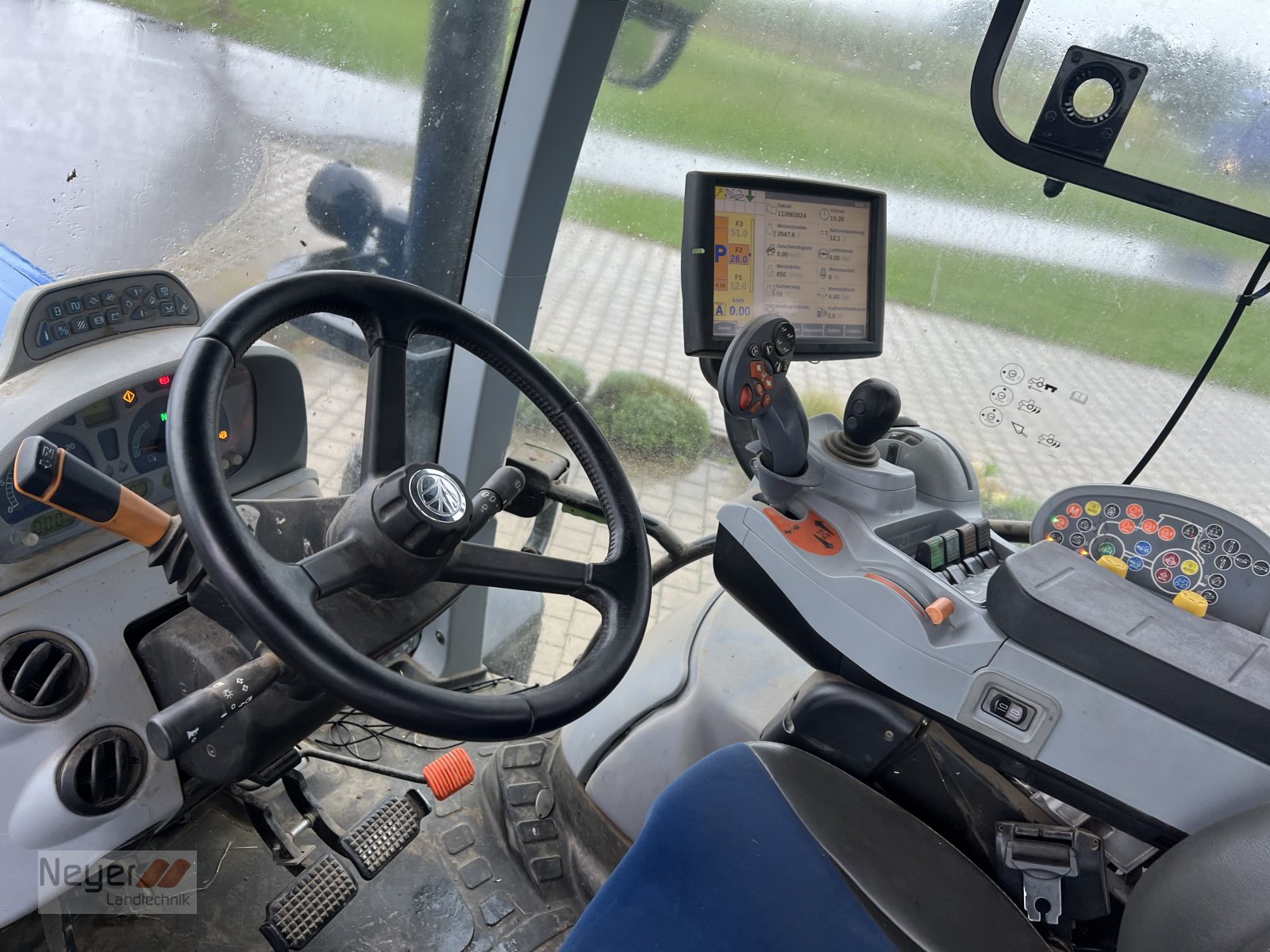 Traktor Türe ait New Holland T7.270, Gebrauchtmaschine içinde Bad Waldsee Mennisweiler (resim 9)