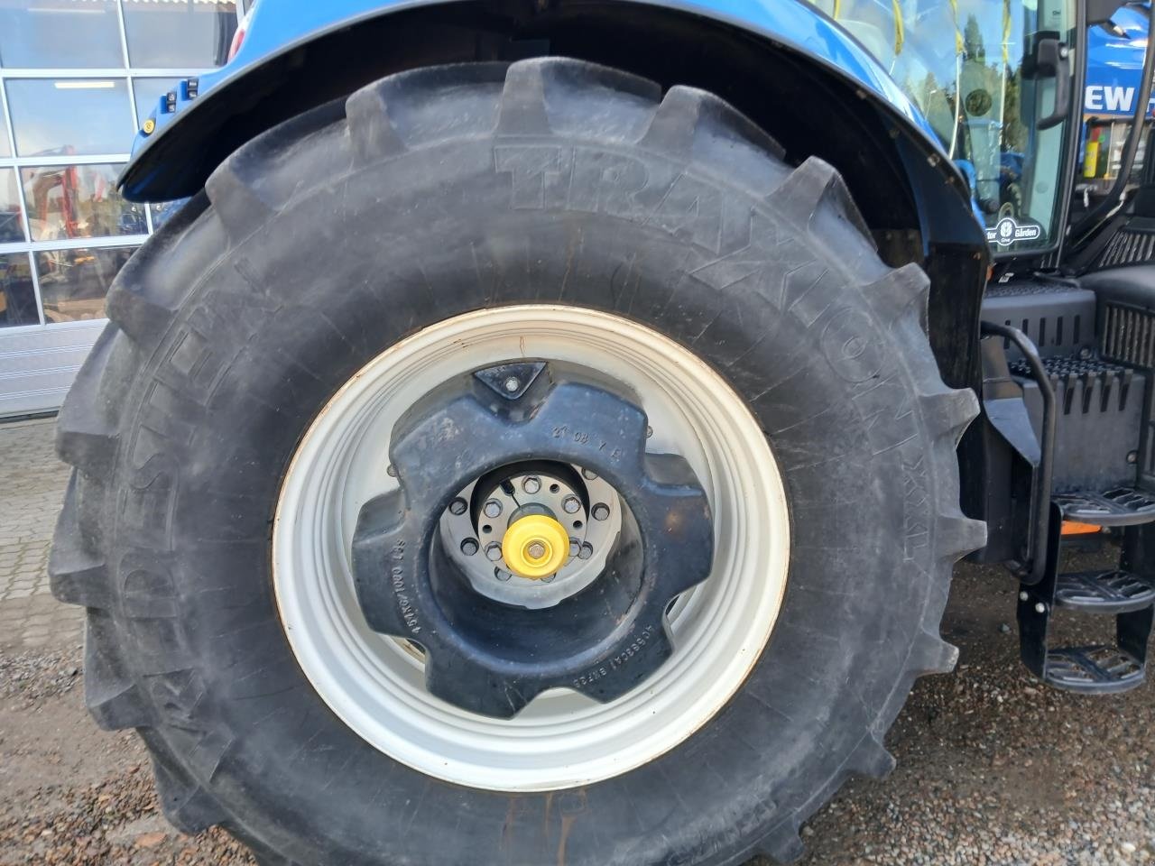 Traktor van het type New Holland T7.270AC STAGE V, Gebrauchtmaschine in Give (Foto 3)