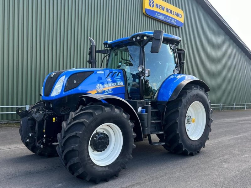 Traktor van het type New Holland T7.270AC, Gebrauchtmaschine in Middelfart