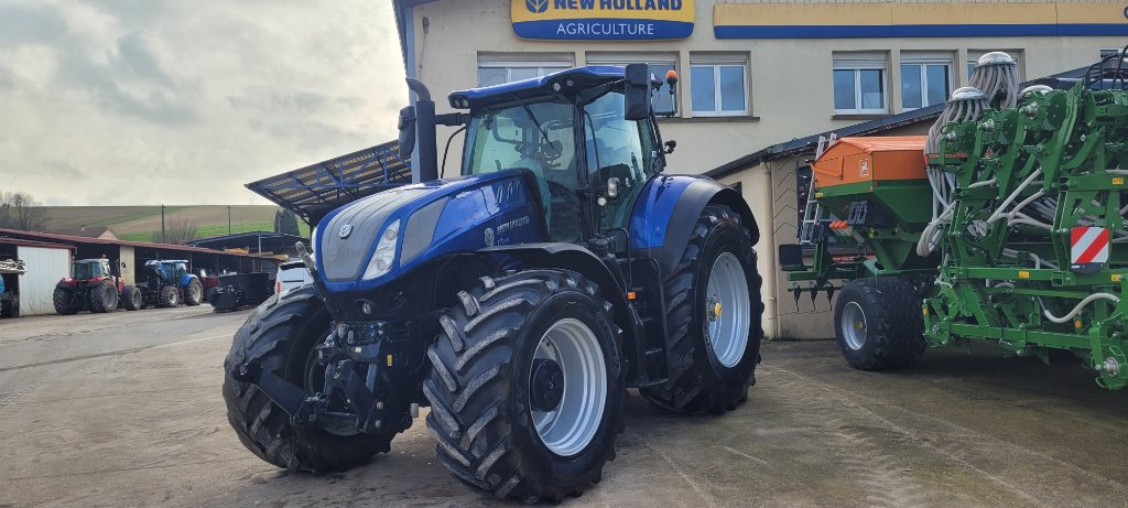 Traktor van het type New Holland T7.290 HD, Gebrauchtmaschine in LIMEY-REMENAUVILLE (Foto 1)