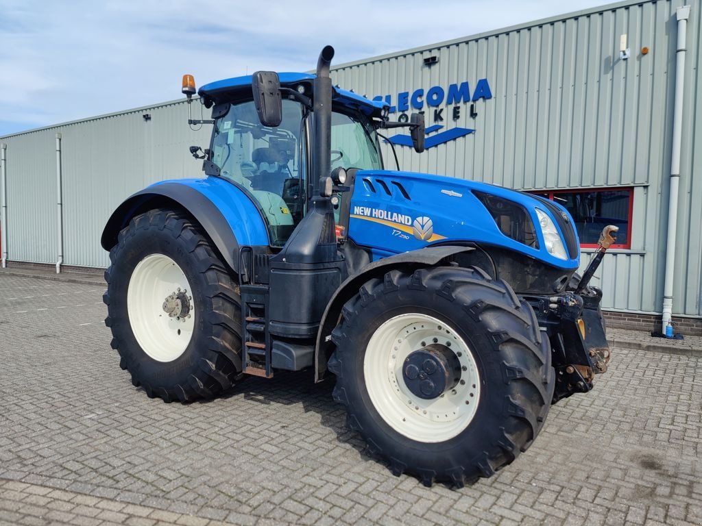 Traktor of the type New Holland T7.290HD AC, Gebrauchtmaschine in BOEKEL (Picture 4)