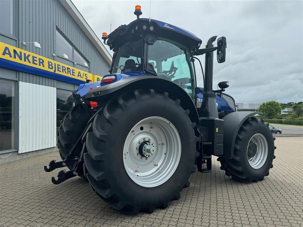 Traktor of the type New Holland T7.300 AC Blue Power, Gebrauchtmaschine in Holstebro (Picture 4)