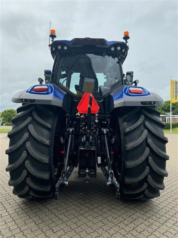 Traktor of the type New Holland T7.300 AC Blue Power, Gebrauchtmaschine in Holstebro (Picture 5)