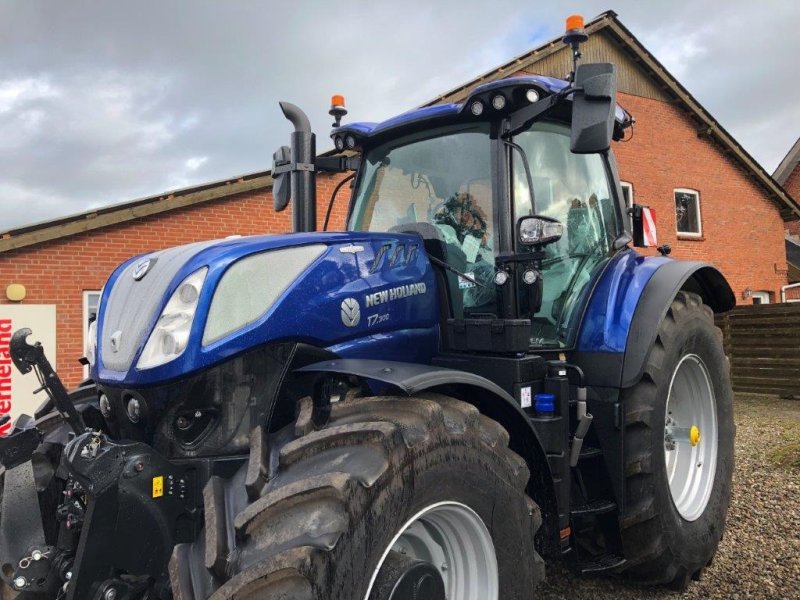 Traktor tip New Holland T7.300 AC Bluepower model, Gebrauchtmaschine in Tinglev (Poză 1)