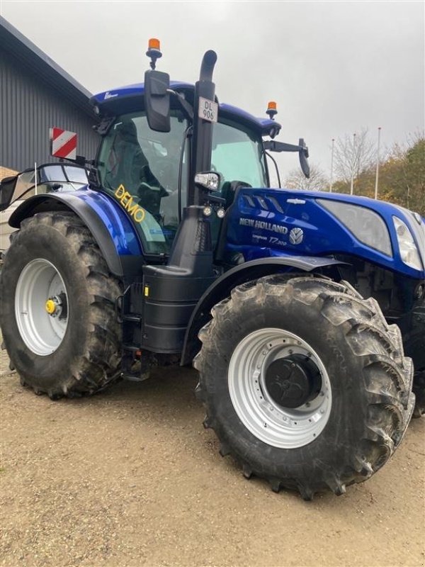 Traktor du type New Holland T7.300 AC DEMO, Gebrauchtmaschine en Stenstrup (Photo 2)