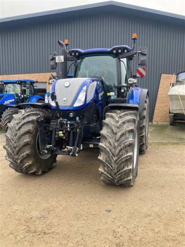 Traktor du type New Holland T7.300 AC DEMO, Gebrauchtmaschine en Stenstrup (Photo 3)