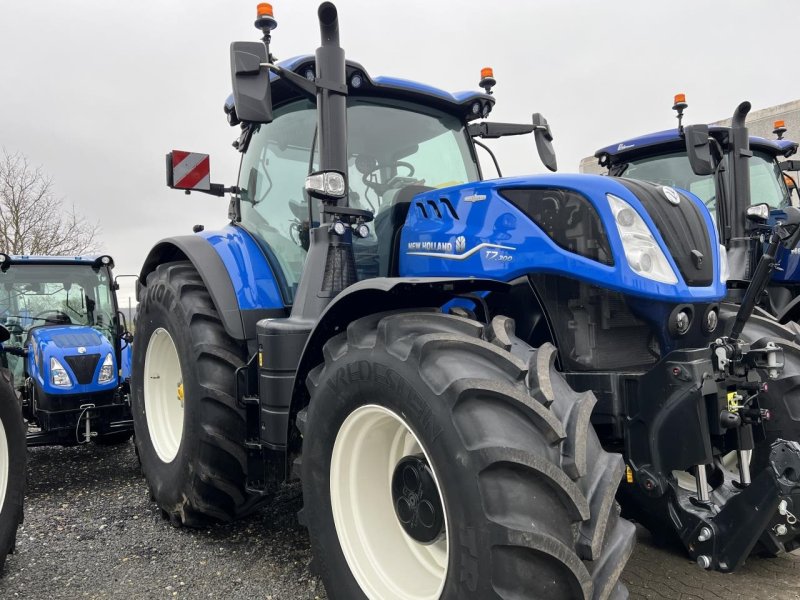 Traktor Türe ait New Holland T7.300 AC NEW GEN, Gebrauchtmaschine içinde Hadsten (resim 1)