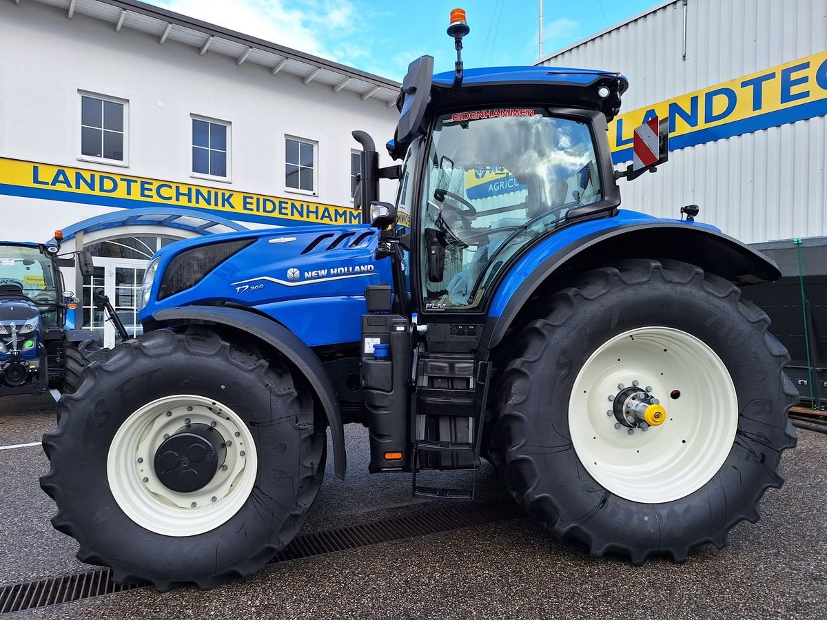 Traktor del tipo New Holland T7.300, Neumaschine en Burgkirchen (Imagen 2)