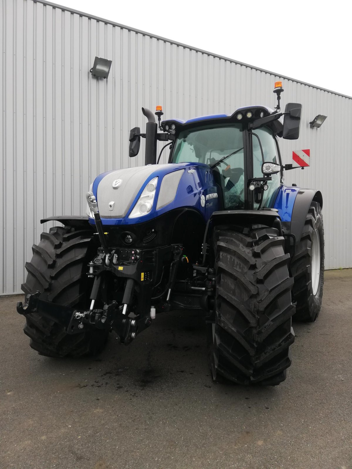 Traktor от тип New Holland T7.315 AC S5, Gebrauchtmaschine в CONDE SUR VIRE (Снимка 1)