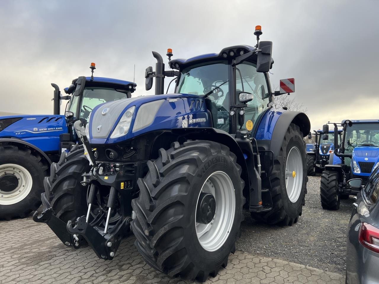 Traktor del tipo New Holland T7.340 HD AC NEW GEN, Gebrauchtmaschine In Hadsten (Immagine 1)