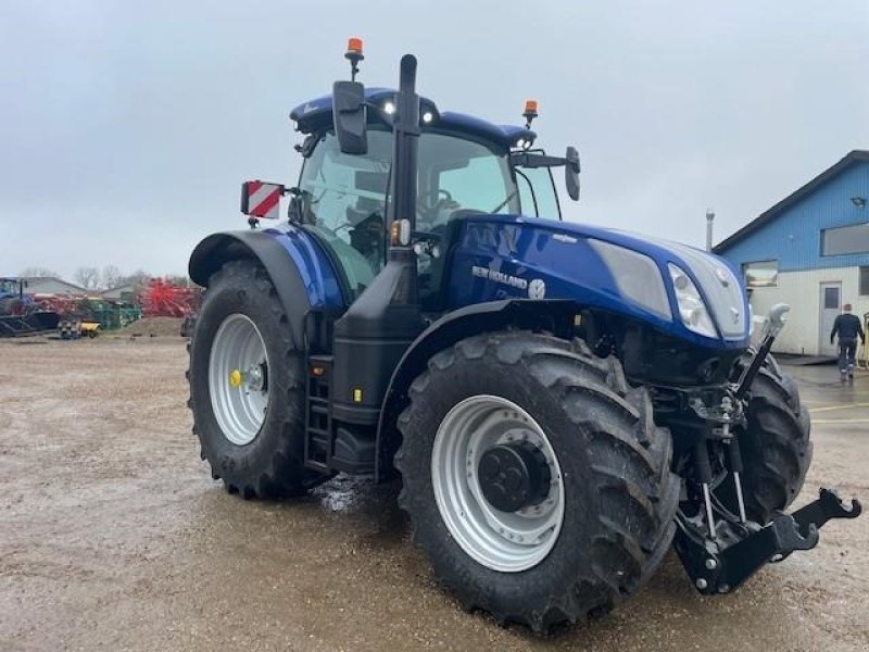 Traktor des Typs New Holland T7.340 HD TRAKTOR, Gebrauchtmaschine in Rødding (Bild 1)