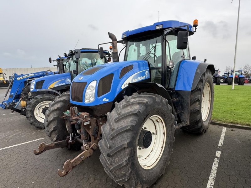 Traktor des Typs New Holland T7550, Gebrauchtmaschine in Hadsten (Bild 1)