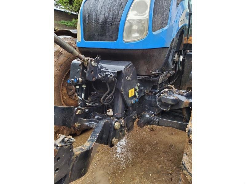 Traktor des Typs New Holland T7550, Gebrauchtmaschine in BRAY en Val (Bild 8)