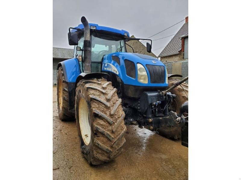 Traktor des Typs New Holland T7550, Gebrauchtmaschine in BRAY en Val (Bild 2)