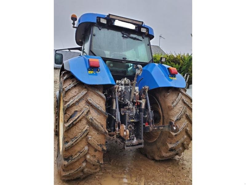 Traktor des Typs New Holland T7550, Gebrauchtmaschine in BRAY en Val (Bild 5)