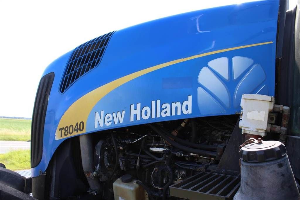 Traktor of the type New Holland T8040, Gebrauchtmaschine in Bant (Picture 8)