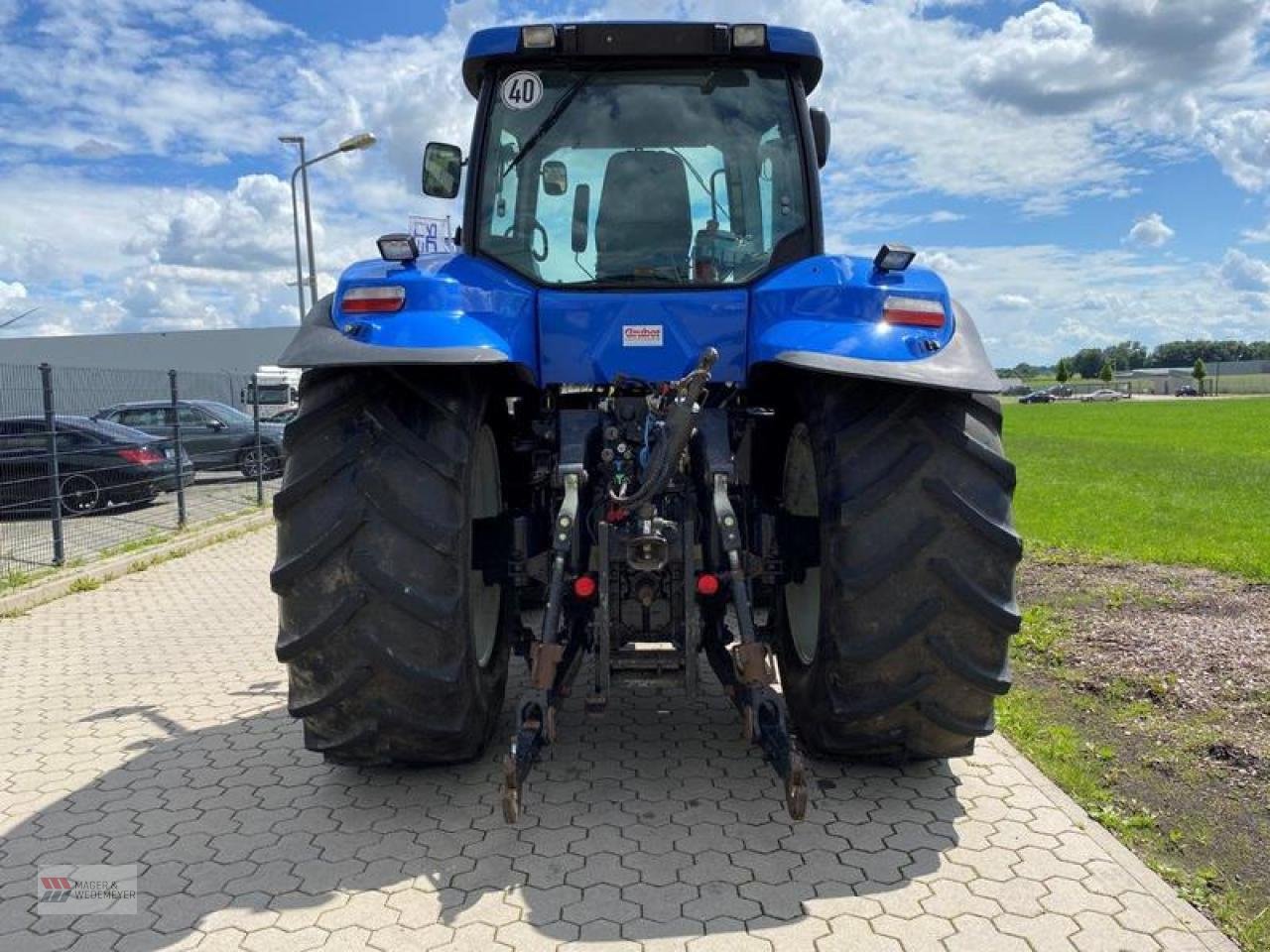 Traktor of the type New Holland T8040, Gebrauchtmaschine in Oyten (Picture 5)