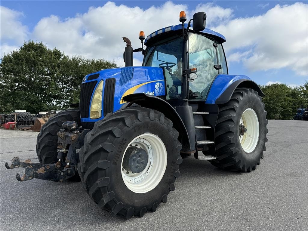 Traktor типа New Holland T8050 MED AFFJEDRET FORAKSEL!, Gebrauchtmaschine в Nørager (Фотография 1)