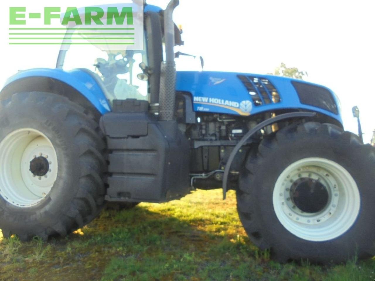 Traktor typu New Holland t8.330, Gebrauchtmaschine v Authon (Obrázek 2)