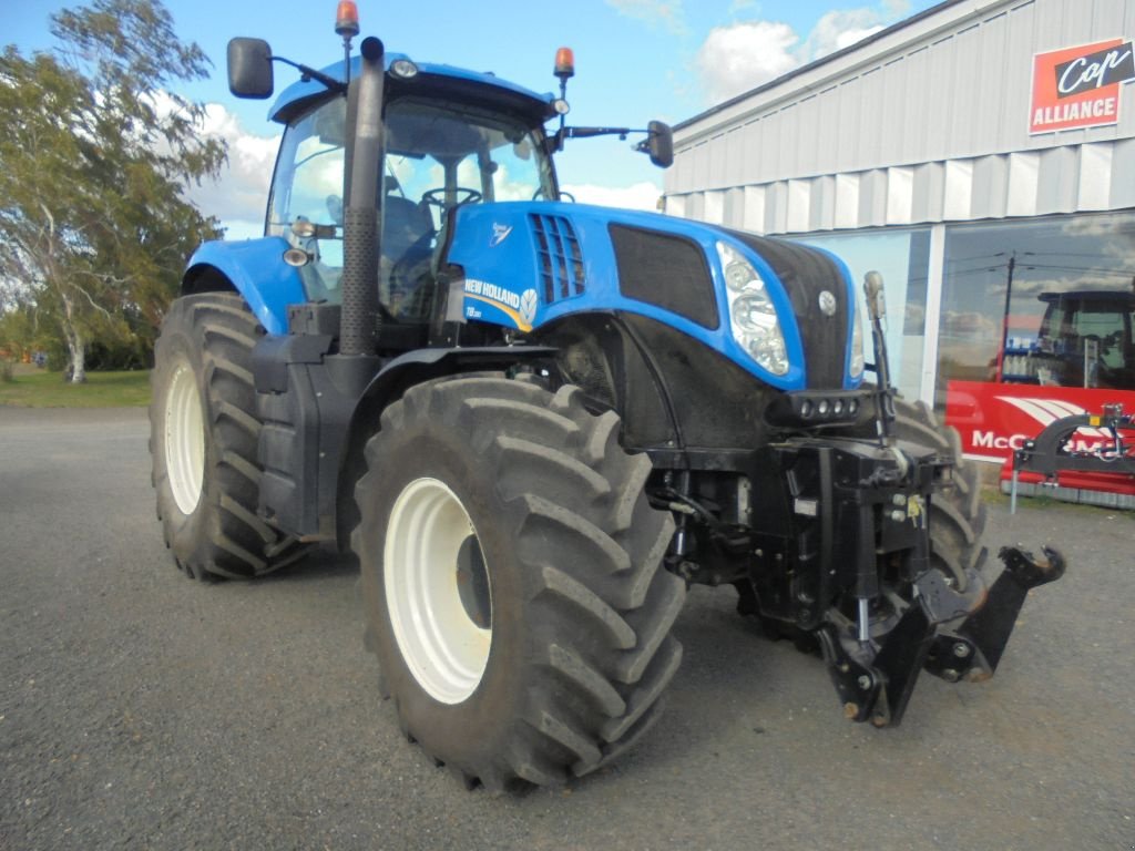 Traktor of the type New Holland T8.330, Gebrauchtmaschine in AUTHON (Picture 2)