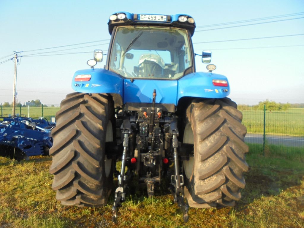 Traktor του τύπου New Holland T8.330, Gebrauchtmaschine σε AUTHON (Φωτογραφία 3)